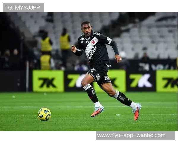 伯恩茅斯计划引进19岁前锋拉扬作为塞梅尼奥接班人进行商谈